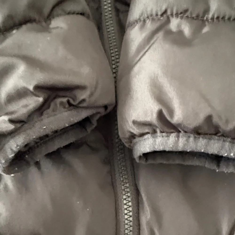 Old Navy Gender Neutral Sleek winter Black Puffer Jacket